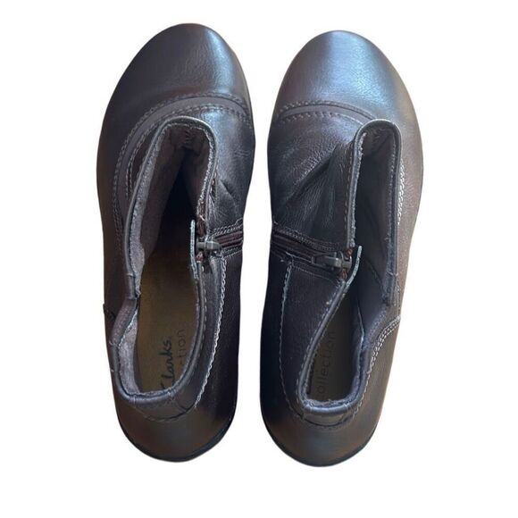 Clarks Women's Brown Leather Ruched Ankle Boots Side Zip Comfort Wedge - Picture 2 of 9